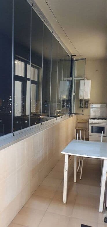 8 mkr kohne tikili: Nizami metrosunun yaxınlığında, 6-ci parallel (Naxçıvani küçəsində) 2 — 8