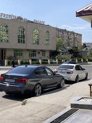 2000 bmw 320i: BMW 320: 2 l | Sedan — 1