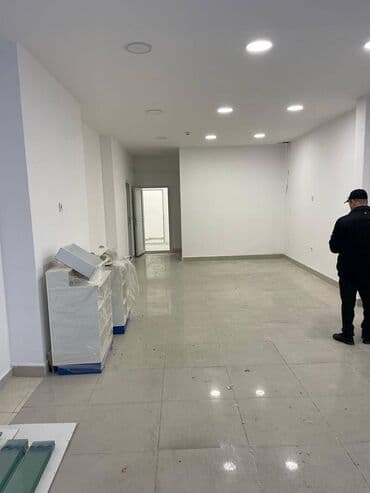 xacmaz obyekt: Xalqlar metrosuna yaxin yerləşən 77kv sahəsi olan əşyali obyekt — 5