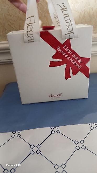 Свечи: Подарочная коробка, цвет - Белый — 1