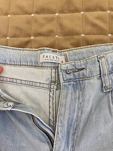 Trendyoldan alınıb, az geyinilib, m ölçüdür, 15 manata satılır — 2