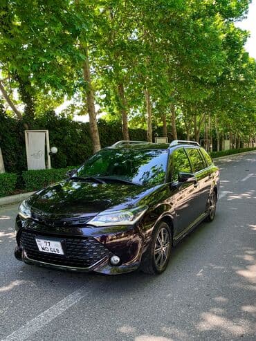 maşın qiyməti: Toyota Corolla: 1.5 l | 2015 il Universal — 2