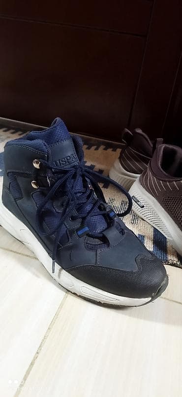 batinka kişi: Original U.S polodan alınma ayakkabi 1mövsüm geyinilib normal — 2