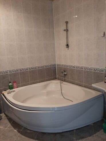 kirayə ev ayliq: Sahil işəri şəhər metrosunun yaxınlığında(Torqovuda) 4 mertebəli — 18