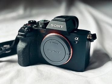 sony a7 ııı: Sony Alpha 7 IIIA7) tam kadr güzgüsüz fotoaparat - 35mm full-frame — 1