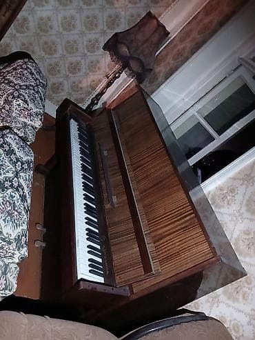 Evvala salam bunu 1999 cu ilde almisiq rusyadan tam orjinal 2500