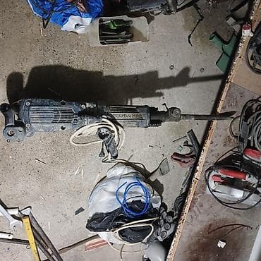 Bosch GSH 16-28 elektrikli demontaj çəkici (beton qırıcısı) -