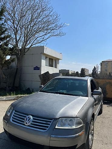 vaz muherriki: Volkswagen Passat: 1.8 l | 2002 il Sedan — 1