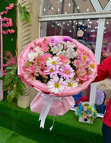 gul sekileri: Sumqayit Çiçək buketləri – “Eshq flowerss” Məhsul təsviri: - Zərif — 10