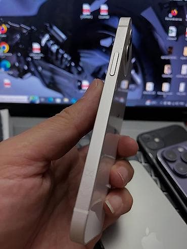 iphone 12 korpus: IPhone 12, 128 GB, Ağ, Zəmanət, Kredit, Simsiz şarj — 2