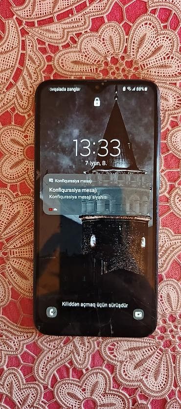 ucuz kameralar: Samsung Galaxy A10, 32 GB, rəng - Qara, İki sim kartlı — 1
