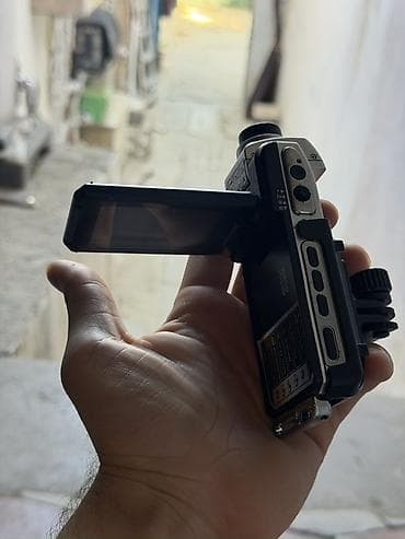 Videoreqistratorlar: FULL HD F900LHD avtomobil videoqeydiyyatçısı Xüsusiyyətlər: - Video — 2
