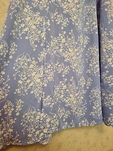 don modeleri: Mavi rəngli, uzun yay donu - Naxış: ağ çiçək printi - Model: halter — 3