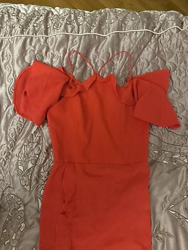 eco silim: Qırmızı ruffle detallı qadın paltarı - Model: Qoltuqaltı nazik — 5