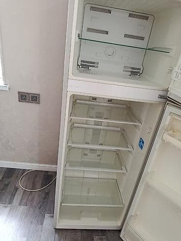 2 qapılı Beko Soyuducu Satılır, rəng - Ağ