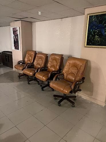 ofis stullar: *Sada* 4 ədəd YENİ ofis kreslosu fırlanan 1 ədədi 200 AZN Belcika — 1