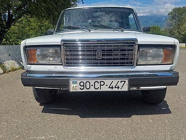 mapet satisi: LADA 2107 sedan - Kuzov: klassik 4 qapılı sedan, ağ rəng - Salon — 5