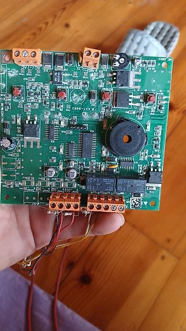 priora qapı: Elektron idarəetmə platası – rele çıxışlı, çoxsaylı giriş/çıxış — 2
