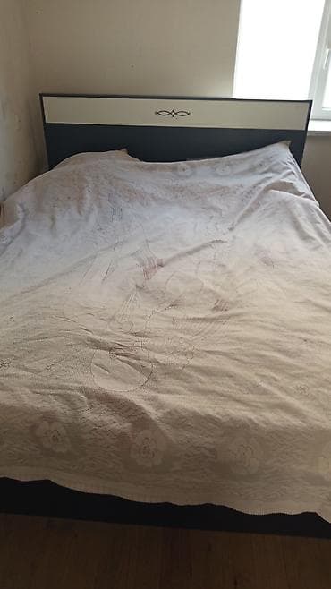 ag qara mebeller: Yataq otağı və qonaq otağı üçün mebel dəsti Komplektə daxildir: - 5 — 2