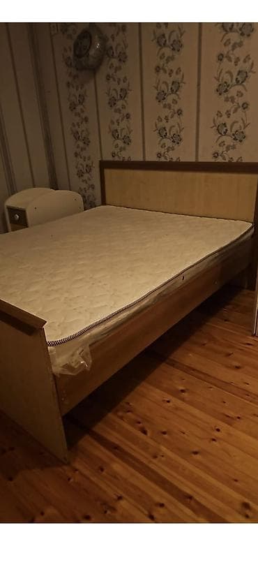 2 neferlik carpayi: İşlənmiş, İkinəfərlik çarpayı, Bazasız, Matras ilə, Siyirməsiz — 1