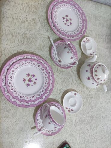 Digər süfrə qabları: 2neferlik — 4