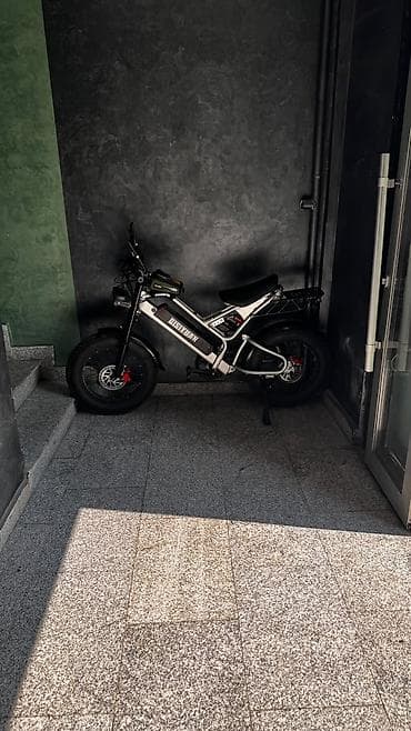 mono: 2500 AZN — Təcili satılır Elektrik velosipedi/moped hibridi – qalın — 4