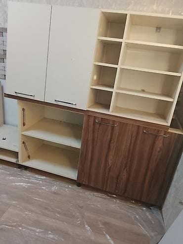 5 metir 50 santliq yere bes eder az işləmişdi Tərkibi: - Aşağı — 2