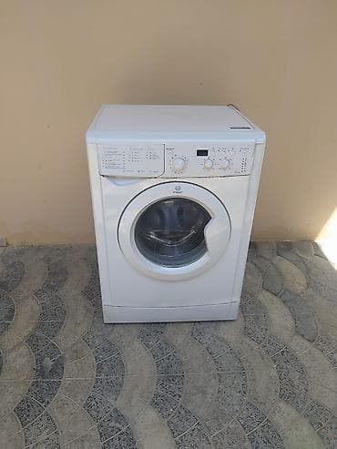 Стиральная машина Indesit, 6 кг, Б/у, Автомат, Без сушки, Самовывоз
