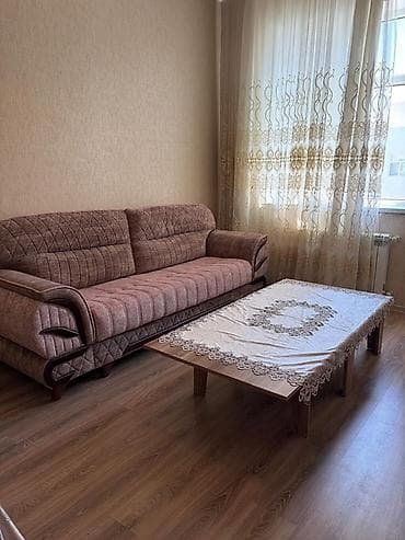 deyirmi masa: Di̇van-kravat, Qonaq otağı üçün, Transformer — 4