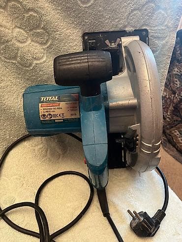 Alət dəstləri: TOTAL dairəvi mişar - Model: TST1141856 (etiketdə göstərilib) - Güc — 2