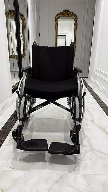 matorlu araba: Ottobock əlil arabası - Marka/model: Ottobock (orijinal loqo arxada) — 4