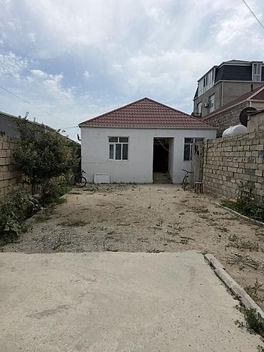 avto karavan: 3 otaqlı, 100 kv. m, Orta təmir — 1