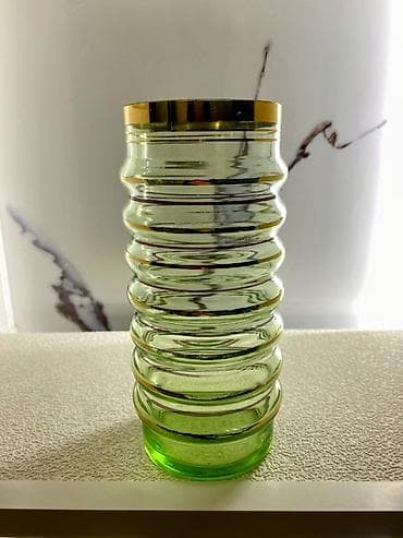 Bir vaza lalafo.az -da Bir vaza