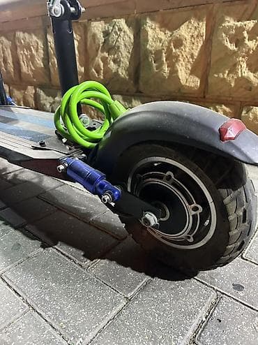 elektirikli sukuter: İşlənmiş Elektrik samokat 10", 751 - 1000 Vt, > 45 km/s, Ödənişli çatdırılma, Rayonlara çatdırılma — 4
