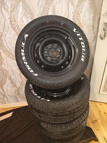 diski lider: Avtomobil təkərləri və disklər dəsti - Marka/model: Vitour Formula — 3