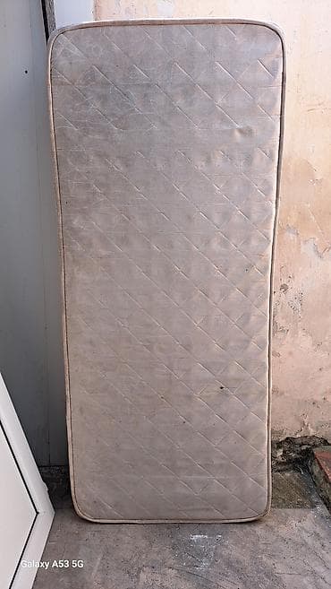 yataq doşəyi: Yataq döşəyi 2ədədir 2si 50azn - Ölçü: təxminən tək nəfərlik (foto — 2
