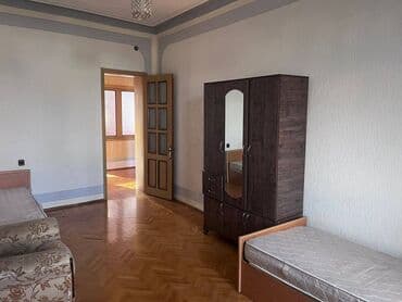 ev certiyojları: Nərimanov metrosunun və parkının düz yanındadır. Əşyaları ilə birlikdə — 7