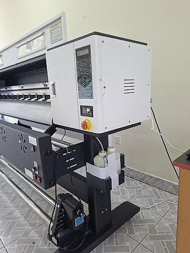 Eko-solvent genişformat printer Məhsul təsviri: - Tip: Genişformat — 2