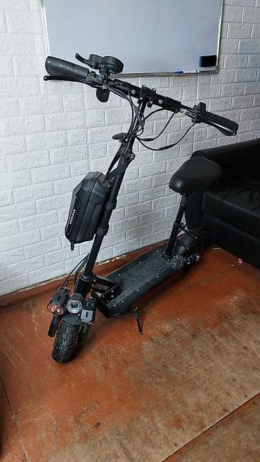 Электросамокаты: Elektrik skuter – ST-555 PRO Xüsusiyyətlər: - Güclü ofroud tipli ön — 7