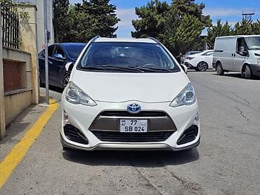 kia optima r18: Toyota Aqua Hybrid, ağ rəng, hetçbek gövdə. Əsas xüsusiyyətlər: - — 2