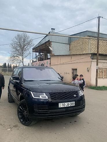 şevralit curuz: Range Rover SUV - Kuzov: Qara rəng, tam ölçülü lüks SUV - Sürətlər — 6