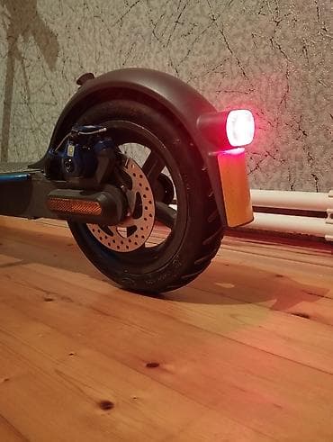 suktur: İşlənmiş Elektrik samokat 9", 501 - 750 Vt, 16 - 25 km/s — 3