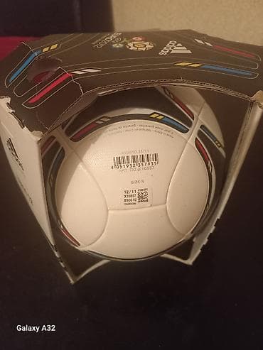 Боксерские груши: Adidas EURO 2012 OMB futbol topu – TANGO 12 - Rəsmi matç topu — 3