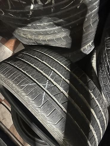 r22: - Ölçü: 275/40 R22 - Yük/sürət indeksi: 108Y - M+S (palçıq və qar) — 4