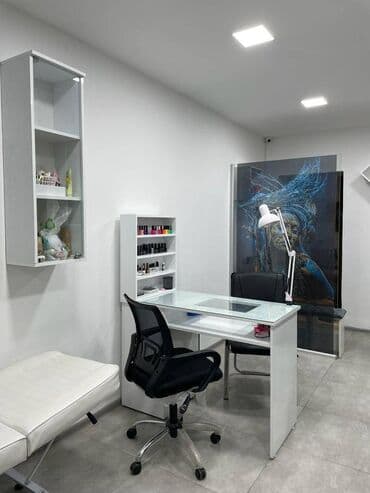 dirnaq salonu: Nərimanov metrosuna yaxin yerləşən1 otaqlı salon təmirli ayi — 6