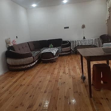zigda heyet evi: 1 mərtəbəli fərdi ev - Tikinti: daş divarlar, metal profilli dam — 2
