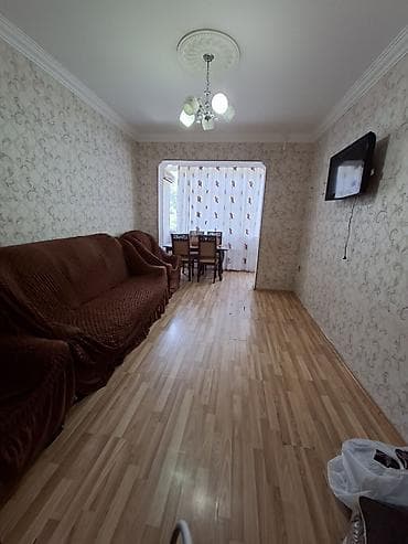 studio menziller: Əcəmi m yanı, 20 saylı poliklinikanın qarşısında 5/3 2 otaqlı hər — 7