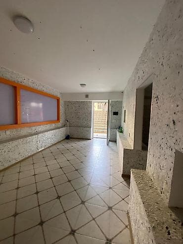 bine kirayə: İcarəyə verilir kommersiya sahəsi - Funksional planlama: vitrinli — 2