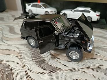 Məhsul: LADA Niva (VAZ-2121) metal maket avtomobil - Miqyas: 1:24 — 5