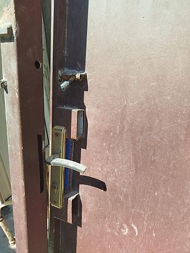 seyfi qapi: Metal giriş qapısı və çərçivəsi - Material: tam metal konstruksiya — 3